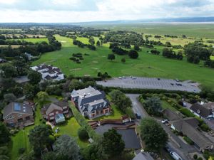 Photo 6- click for photo gallery